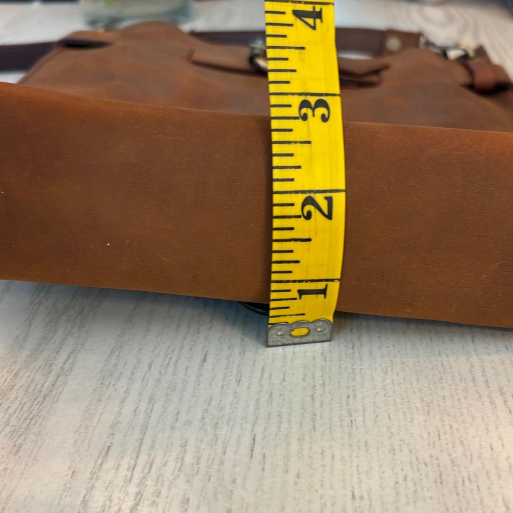 Qisa custom made Brown Leather Bag - Picture 6 of 7